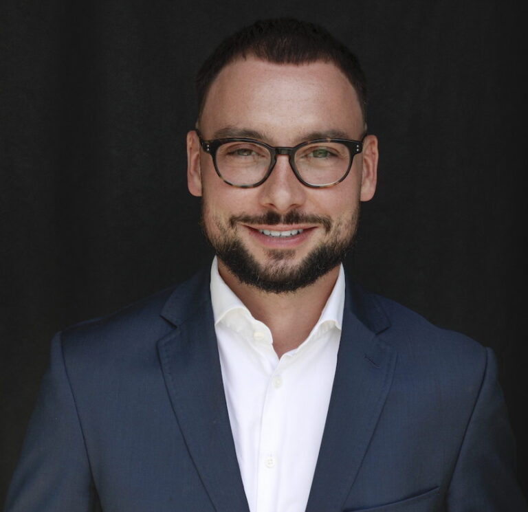 Kacper Grabowski HR