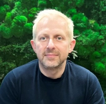 Paweł Kuskowski ekspert AML i compliance